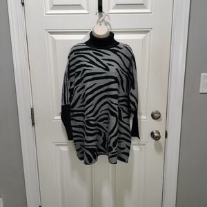 Color Eighteen Size Small Stylish Zebra Print Turtleneck Sweater
